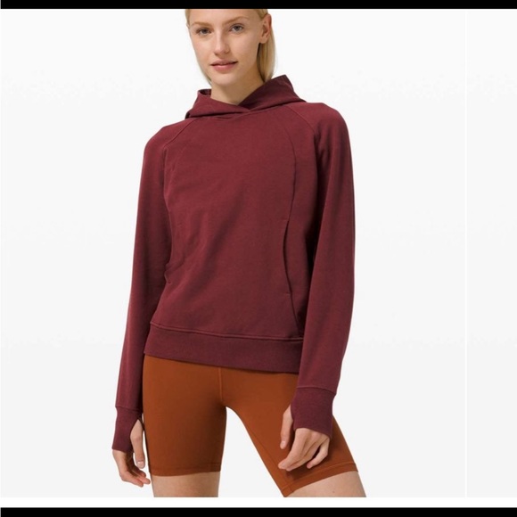lululemon athletica Sweaters - Lululemon Scuba merlot pullover hoodie